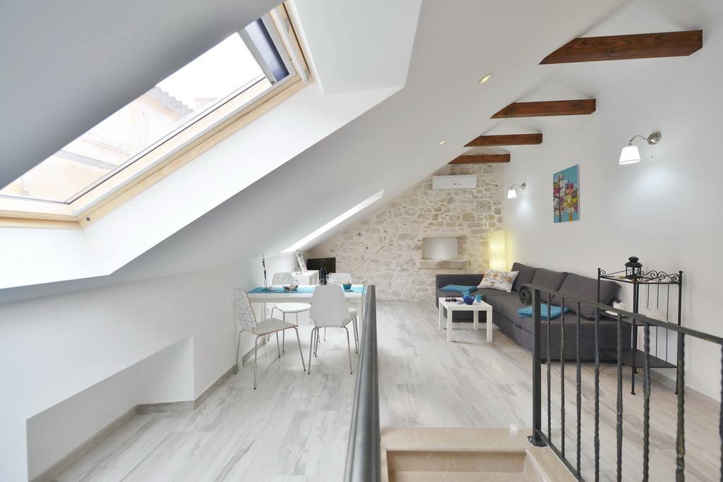 Apartmán House Riva Supetar Pokoj fotografie